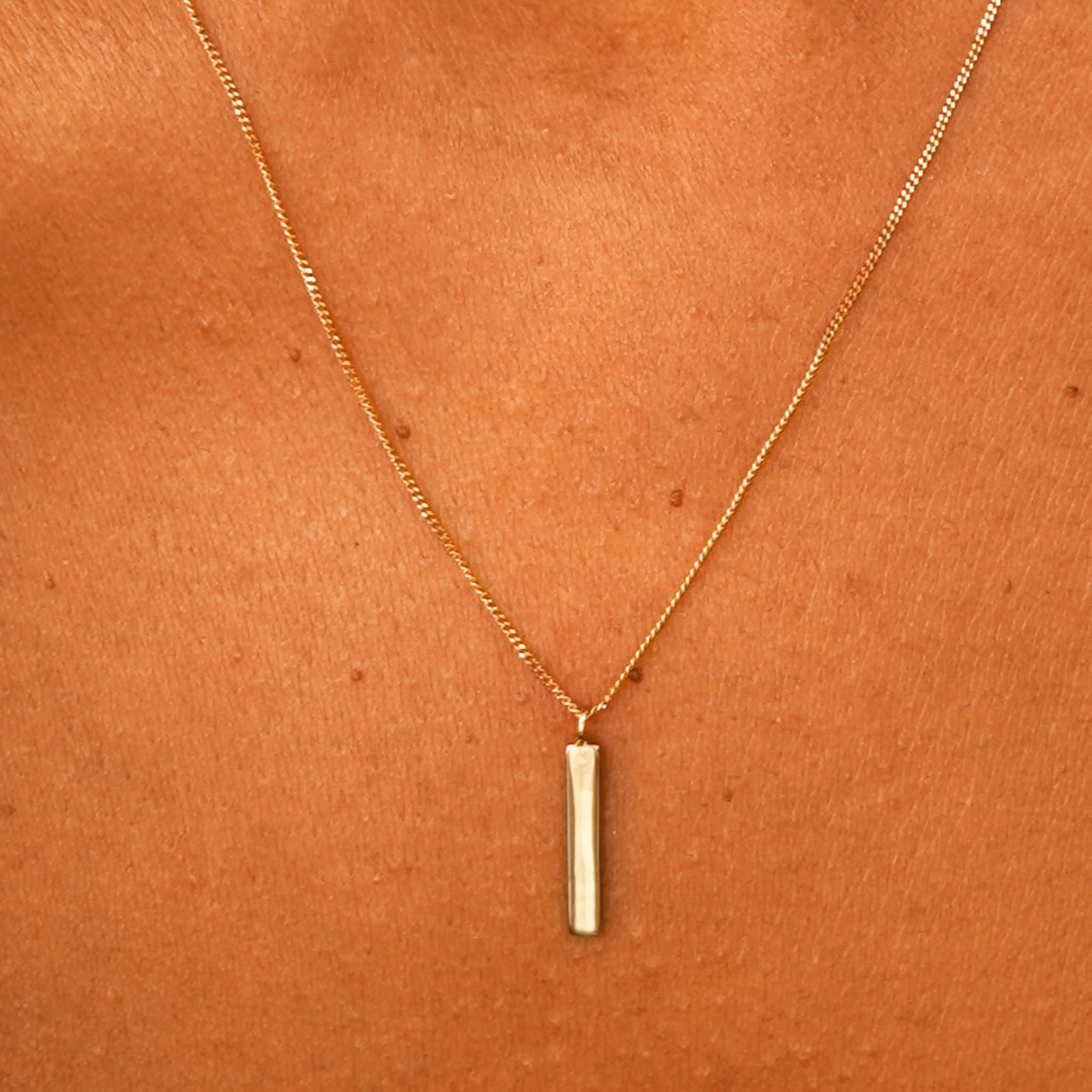 Solid 14k Gold Necklace. 14k Gold good Dainty Necklace. 14K gold vertical bar necklace.