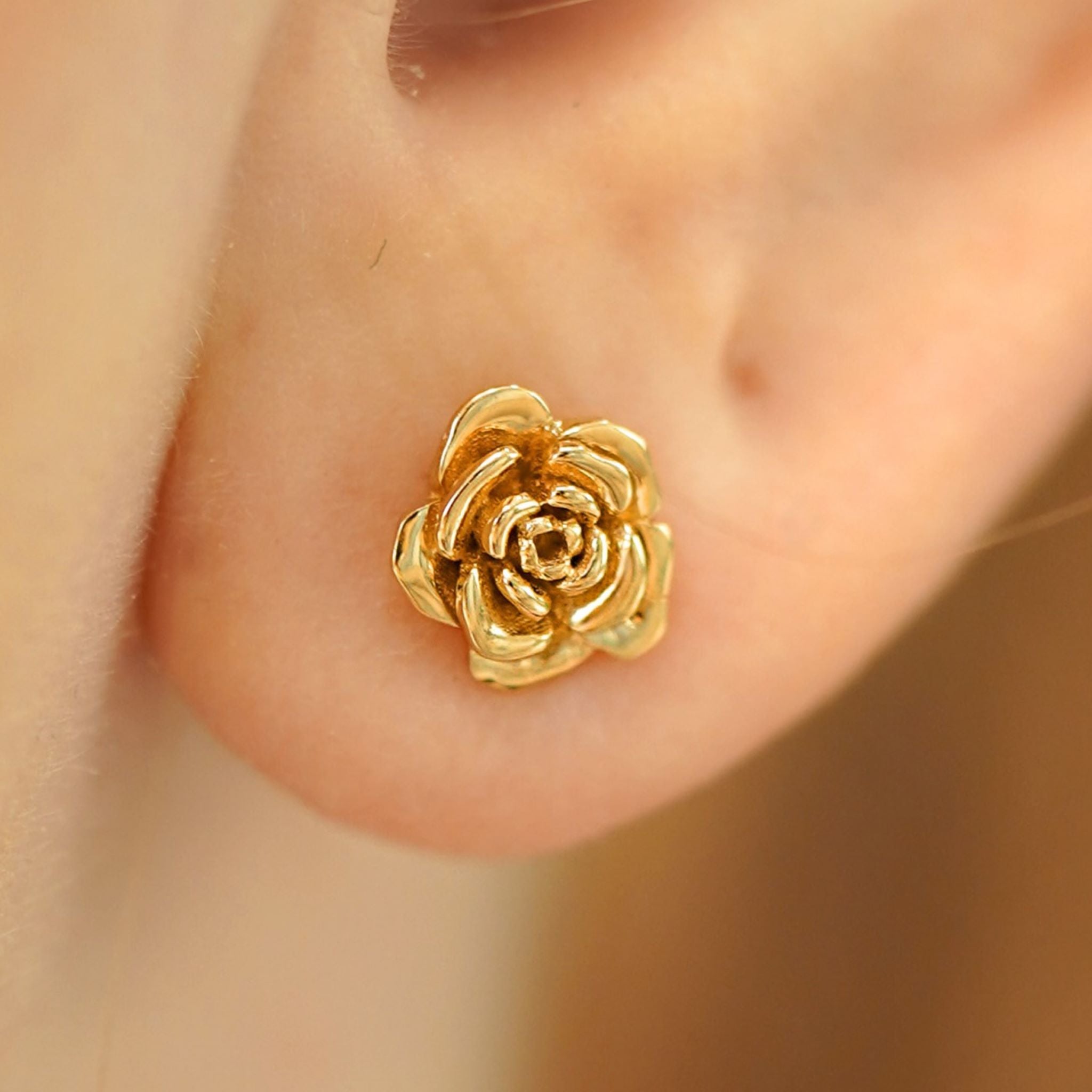 Automic Gold Rose Earring | Minimalist Sustainable Fine Jewelry