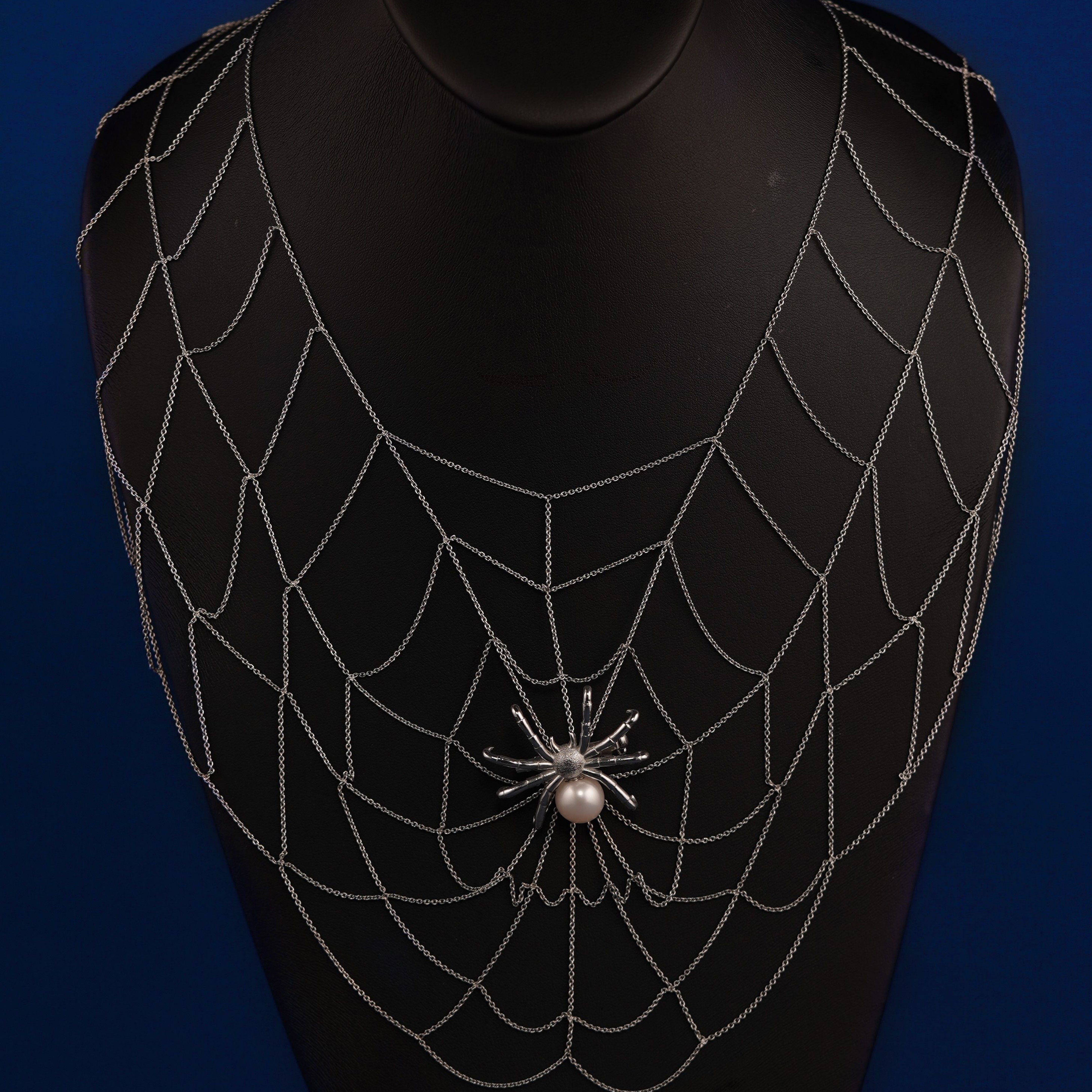 Spider w/ Pearl & Web Body Chain