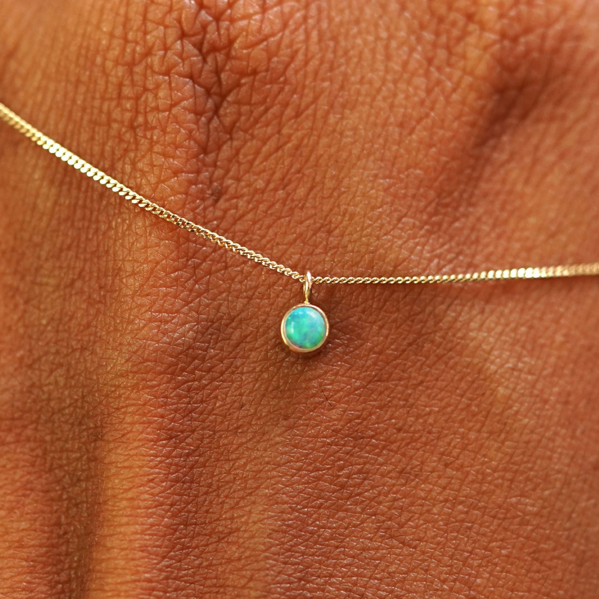 14k Yellow Gold Opal store Necklacr