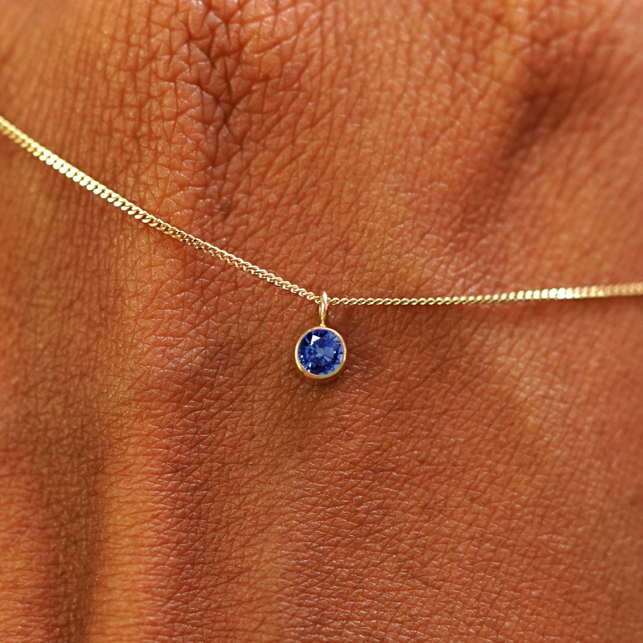 Deals Sapphire necklace