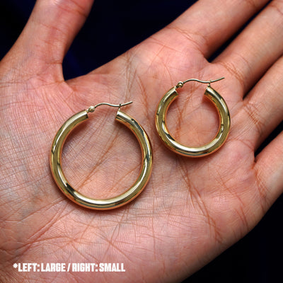 Two versions of the Tube Hoops shown in large and small sizes