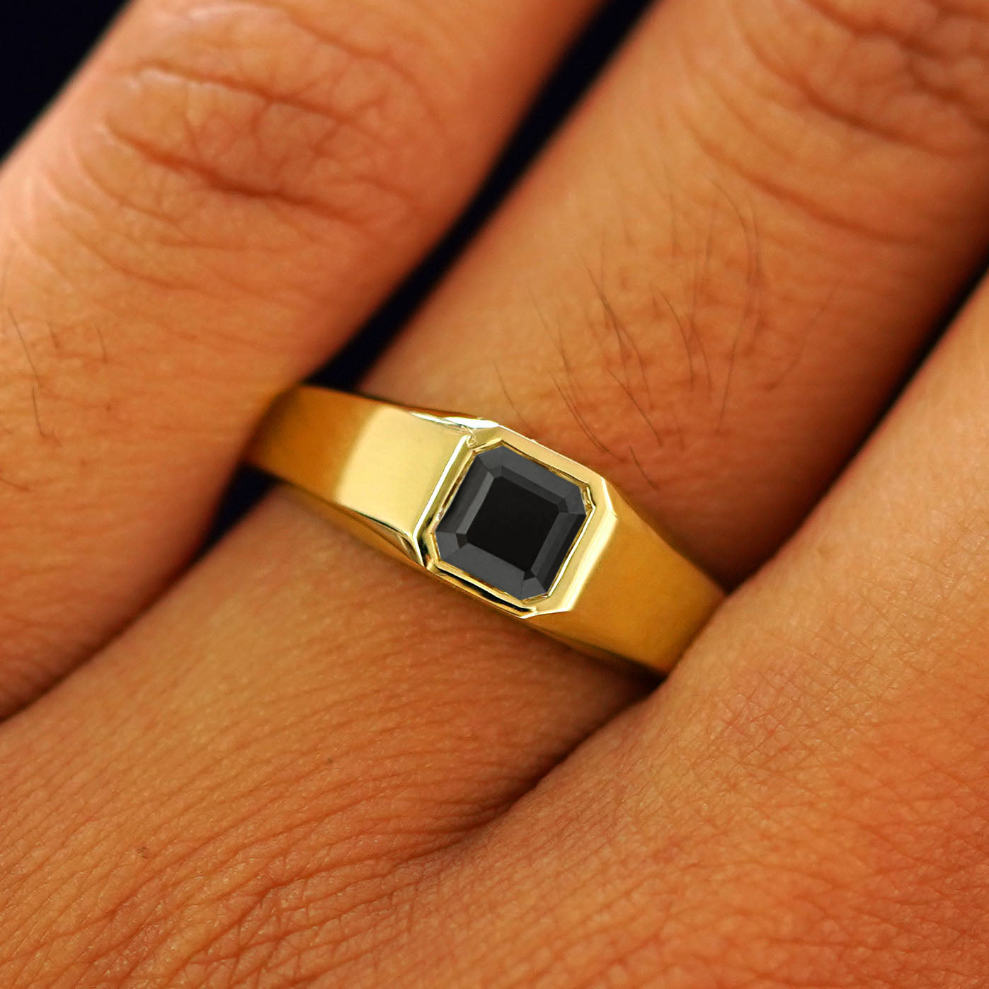 Black Moissanite